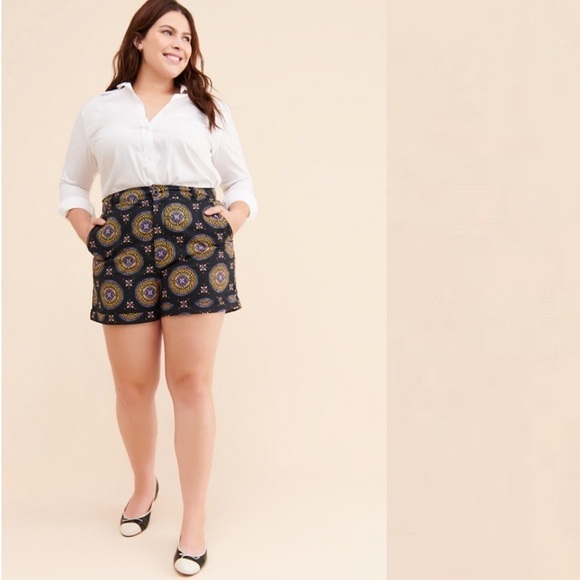 Anthropologie Maeve Abstract City Shorts 12 - Picture 12 of 12